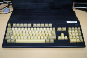 Amiga 500 vor retro bright